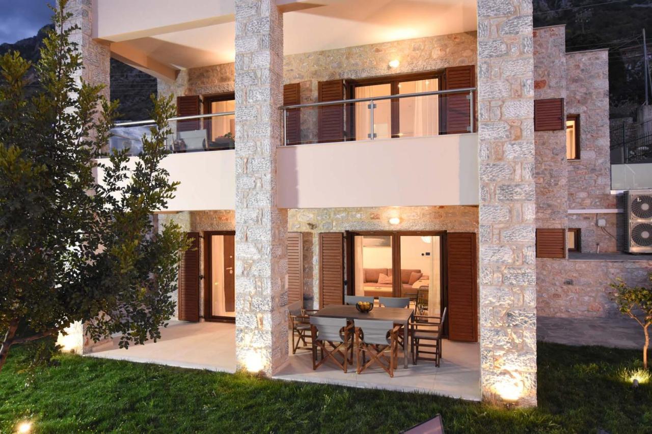 Villa Dafni - Infinite Sea Vistas With Private Pool Kalamata Exteriör bild