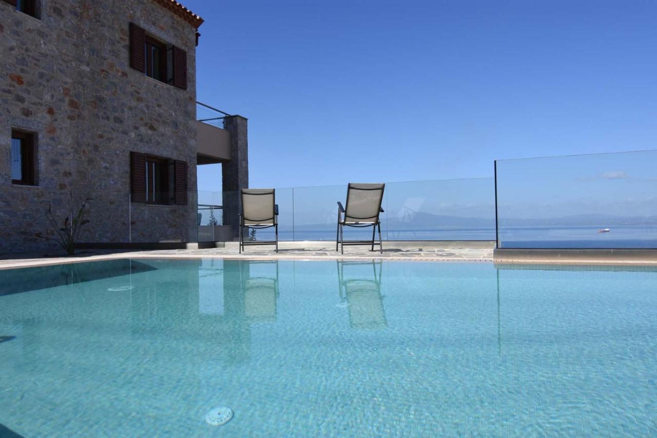 Villa Dafni - Infinite Sea Vistas With Private Pool Kalamata Exteriör bild