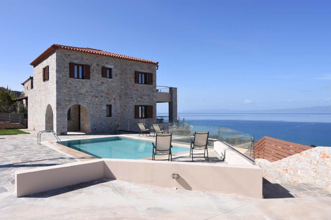 Villa Dafni - Infinite Sea Vistas With Private Pool Kalamata Exteriör bild