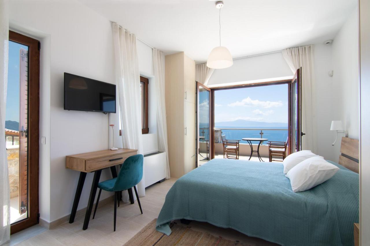 Villa Dafni - Infinite Sea Vistas With Private Pool Kalamata Exteriör bild