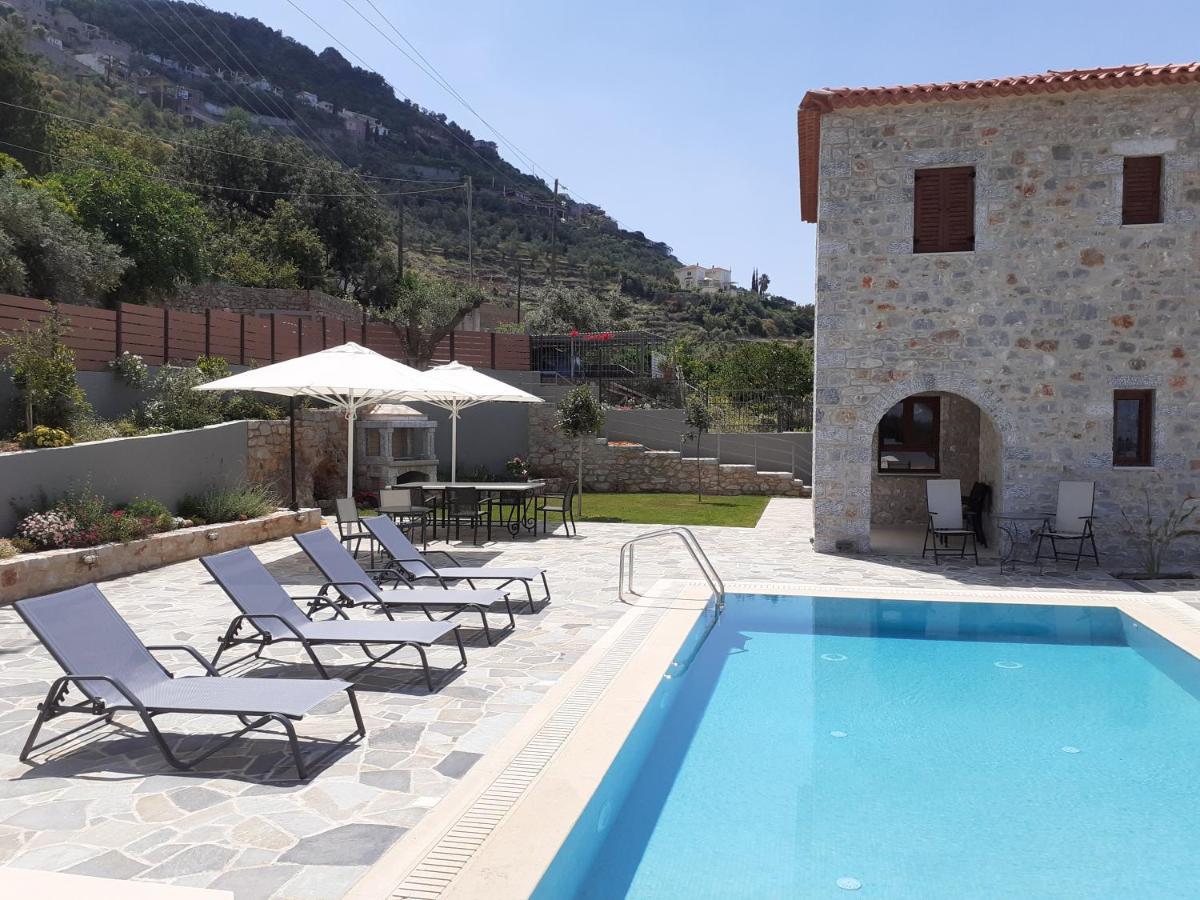 Villa Dafni - Infinite Sea Vistas With Private Pool Kalamata Exteriör bild